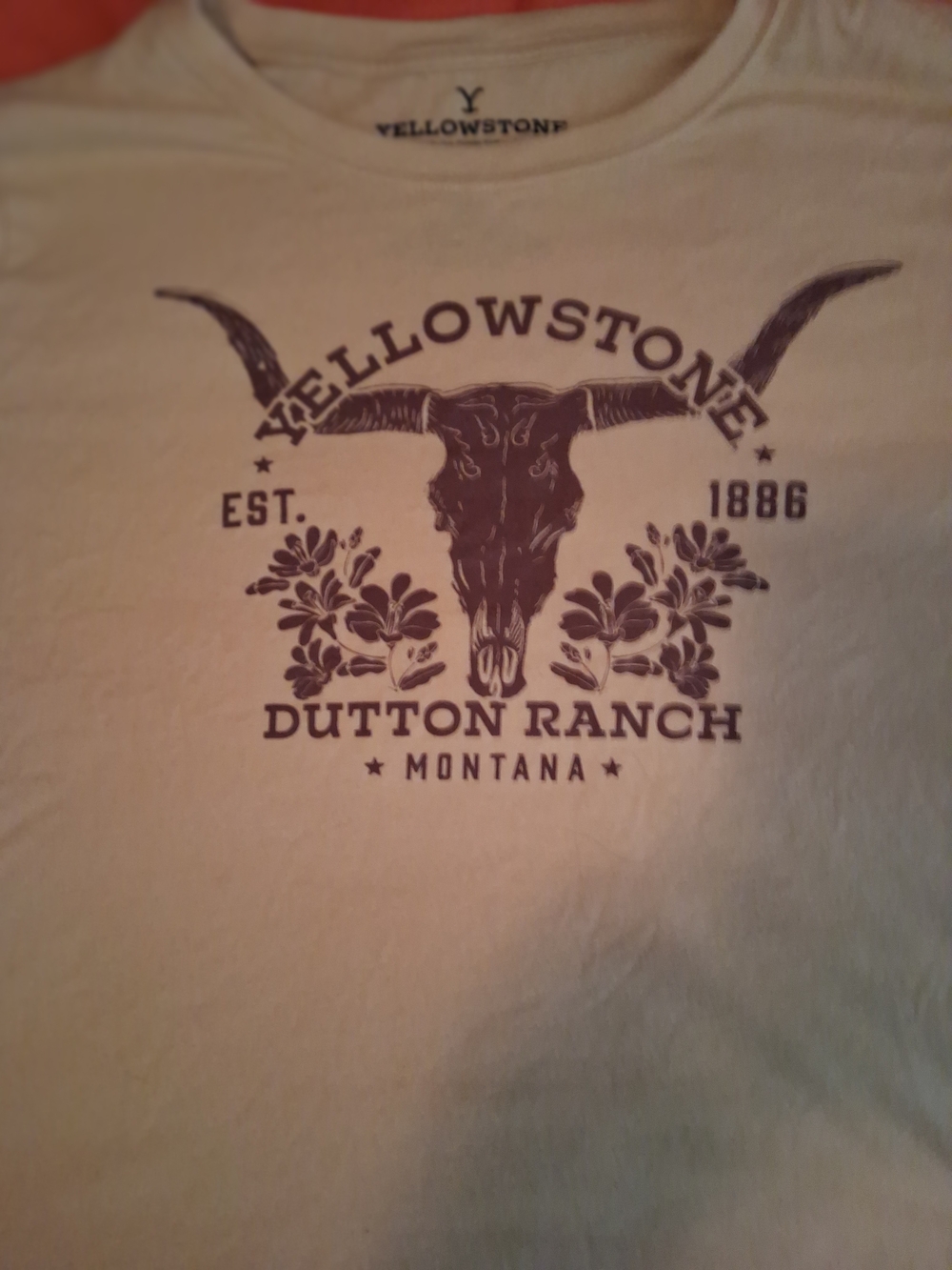 Yellowstone - Dutton Ranch - Montana -T shirt- Paramount Size 0 - Picture 4 of 5